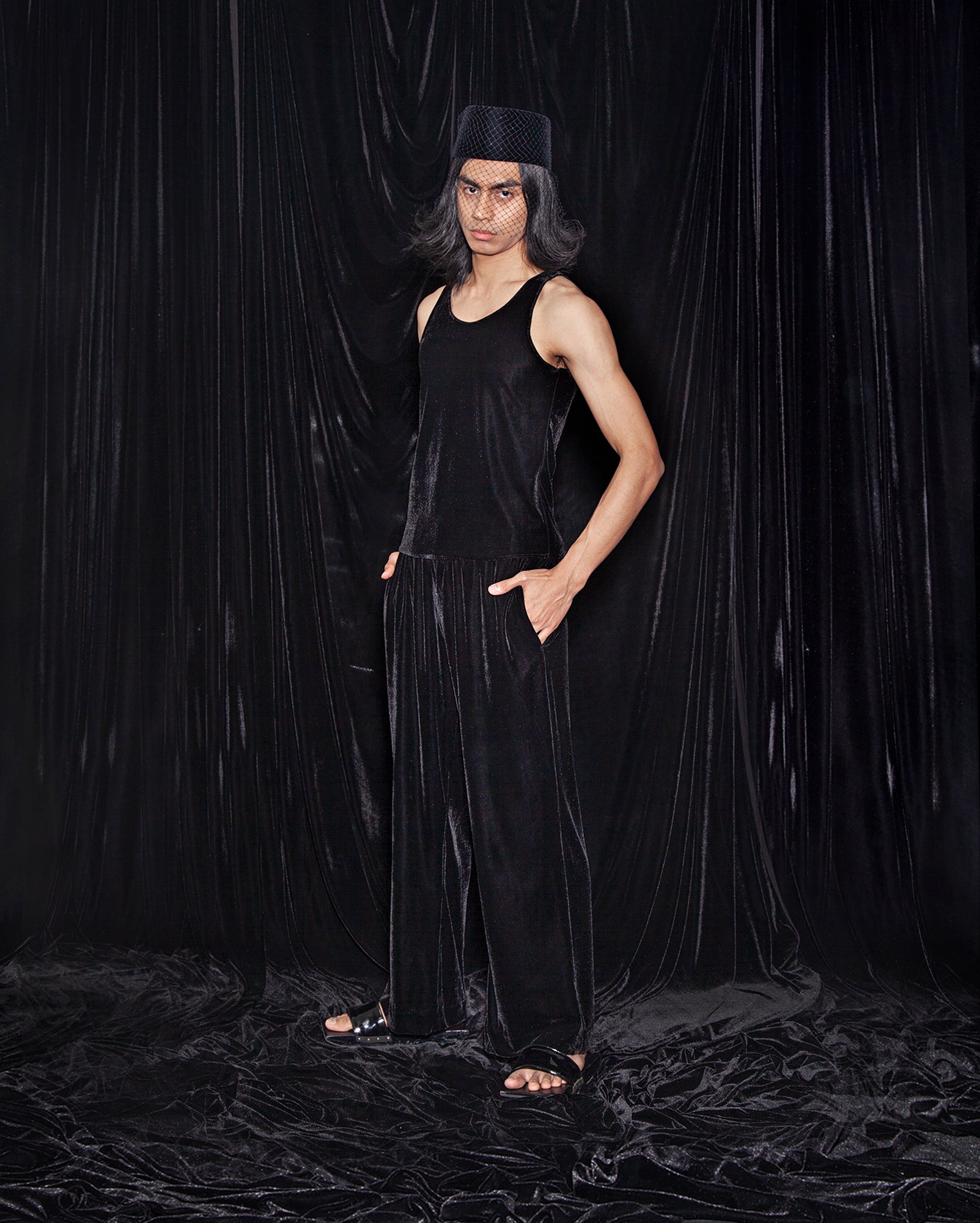 Baldu Tank (Black Velvet)