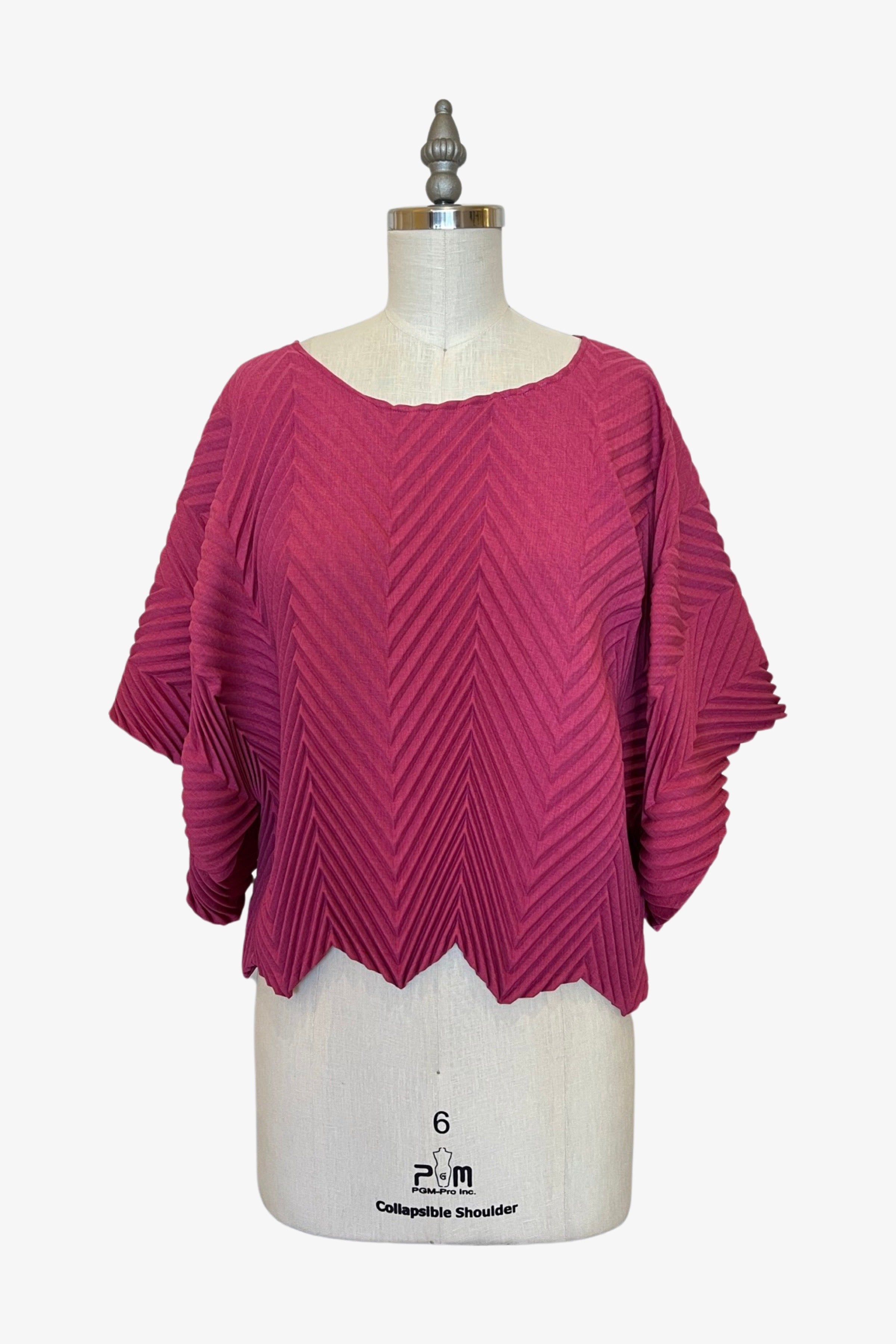 Chevron Pleated Lisbon Top | Raspberry