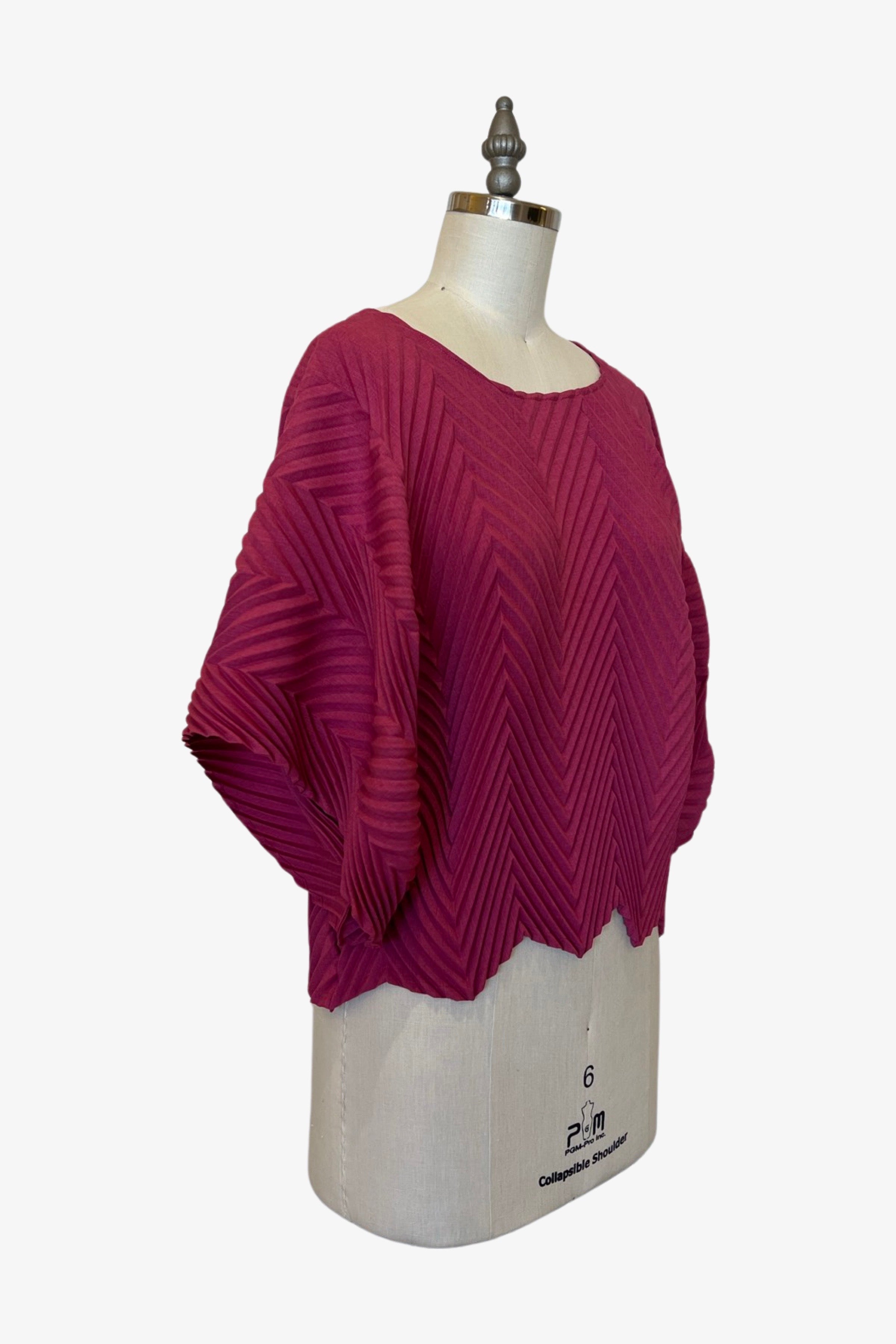 Chevron Pleated Lisbon Top | Raspberry