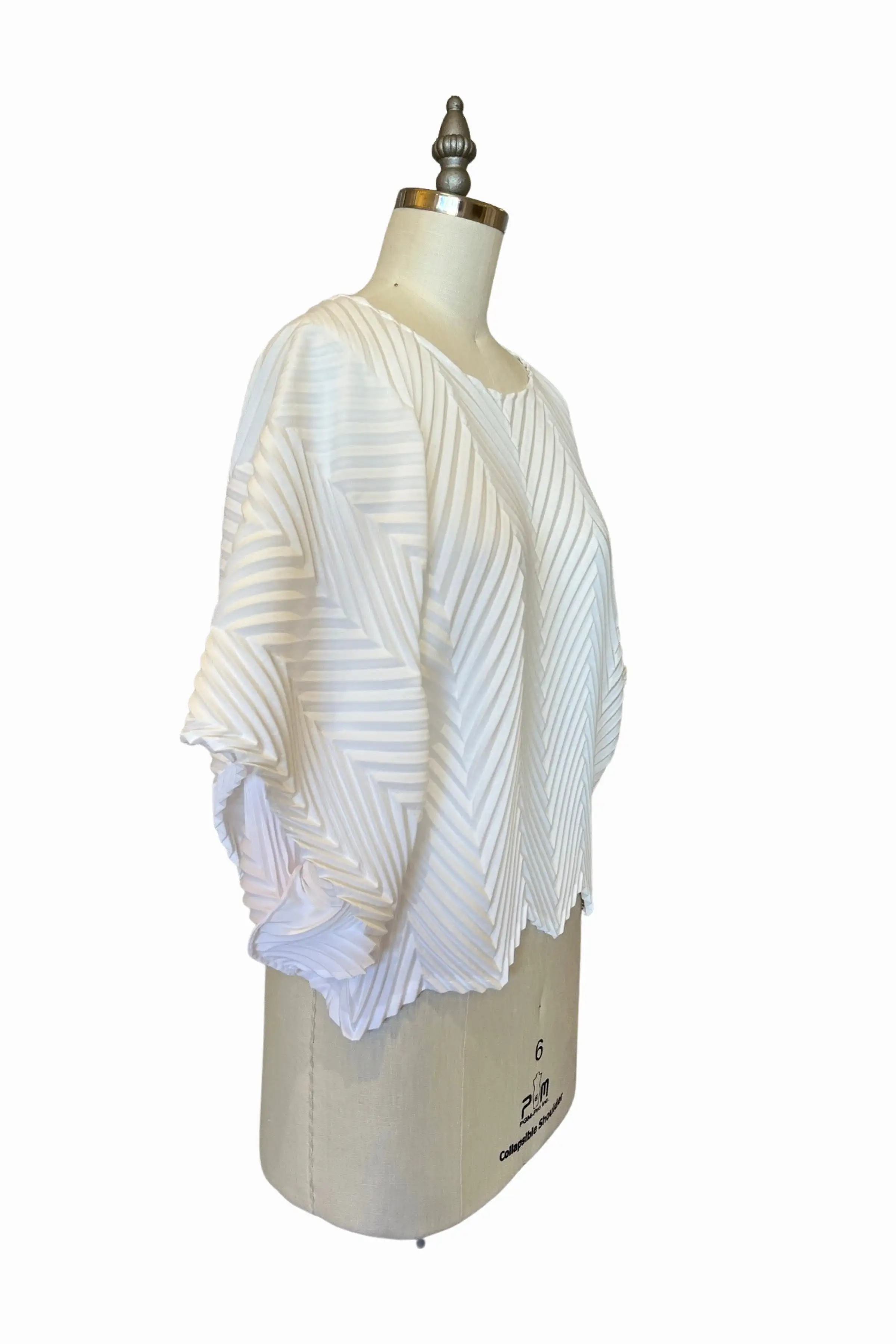 Chevron Pleated Lisbon Top | White