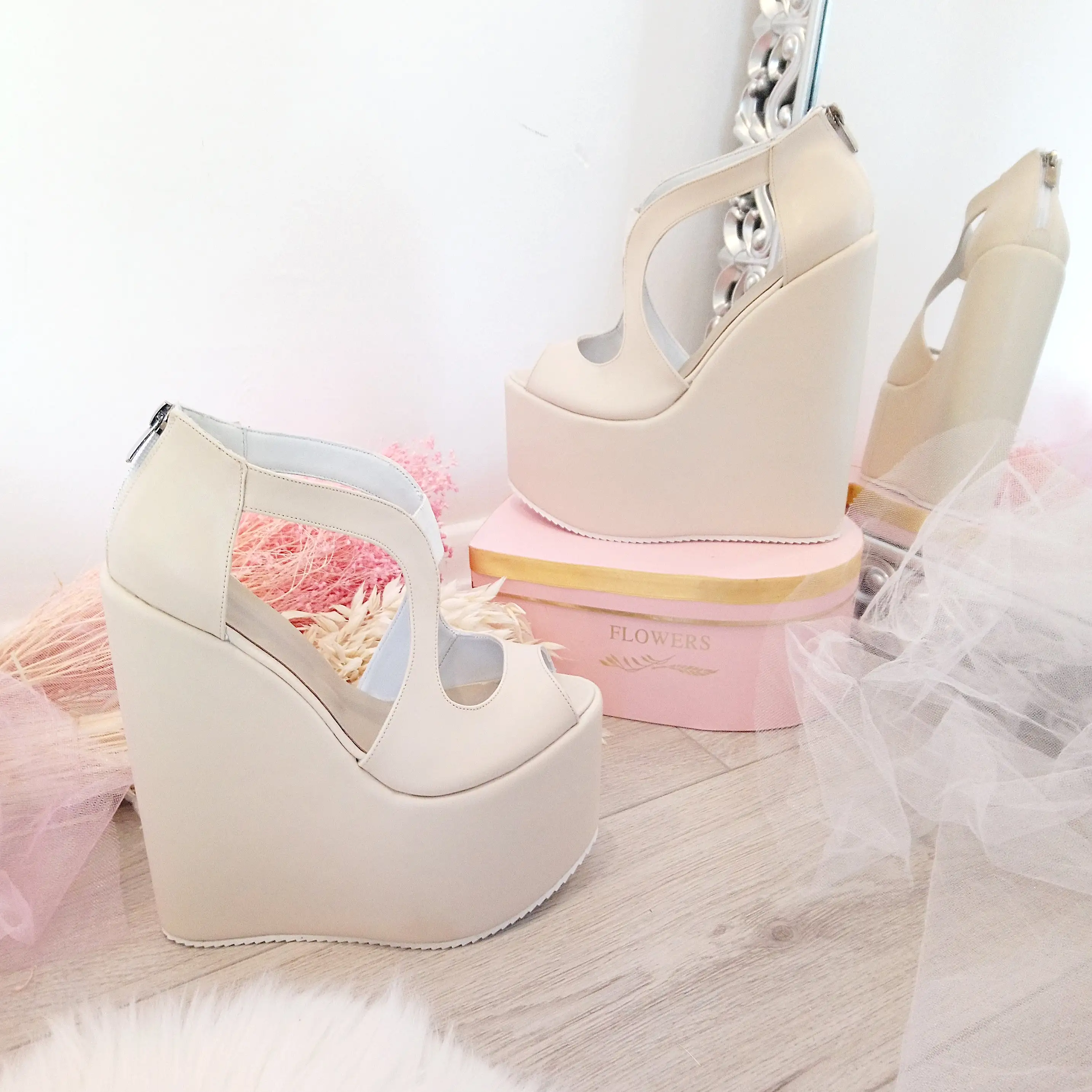 Cream Slit Design Bridal Platform Wedge Shoes