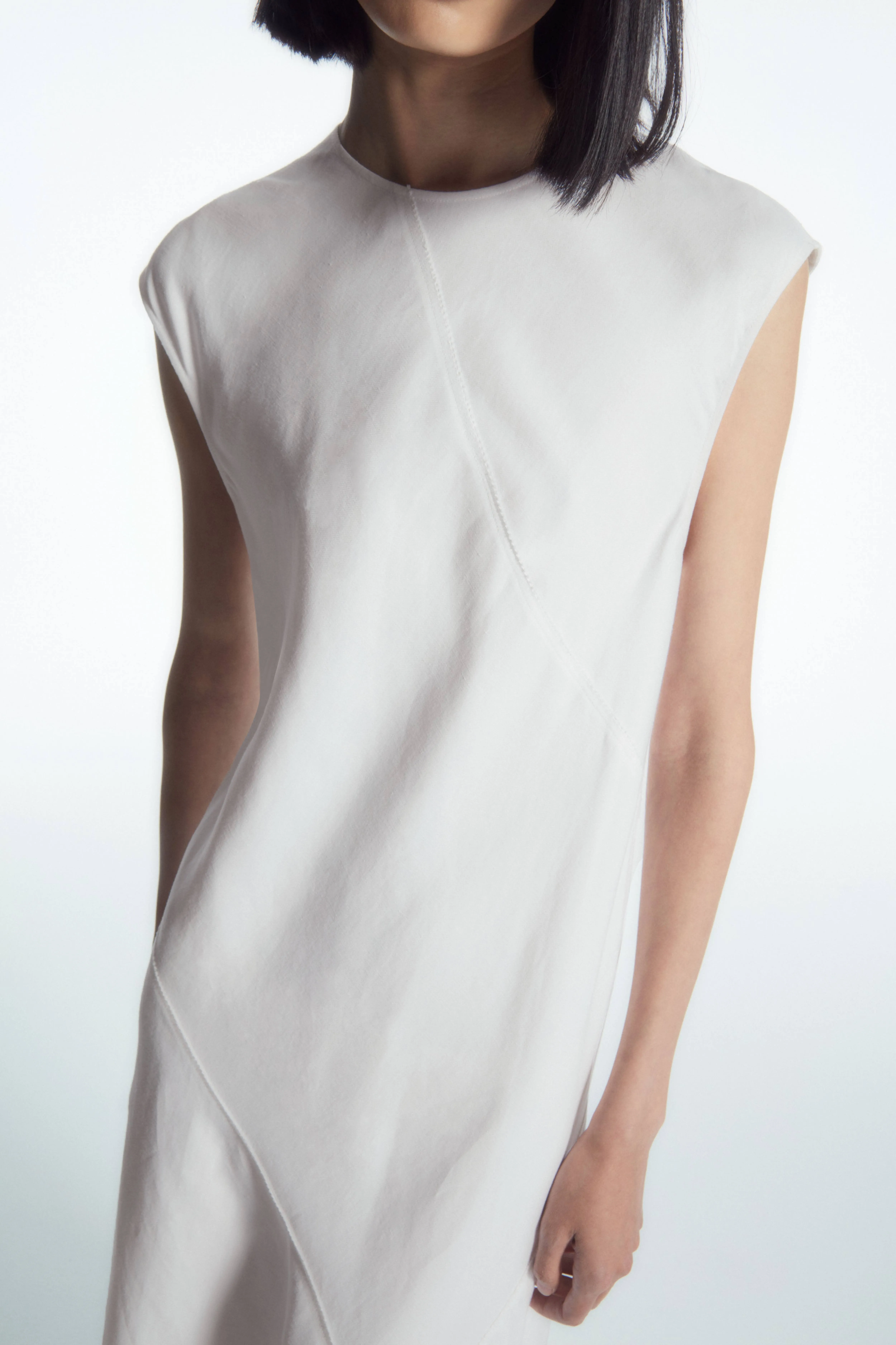 DRAPED ASYMMETRIC MAXI DRESS - Cowl neck - Sleeveless - WHITE - Ladies | H&M GB