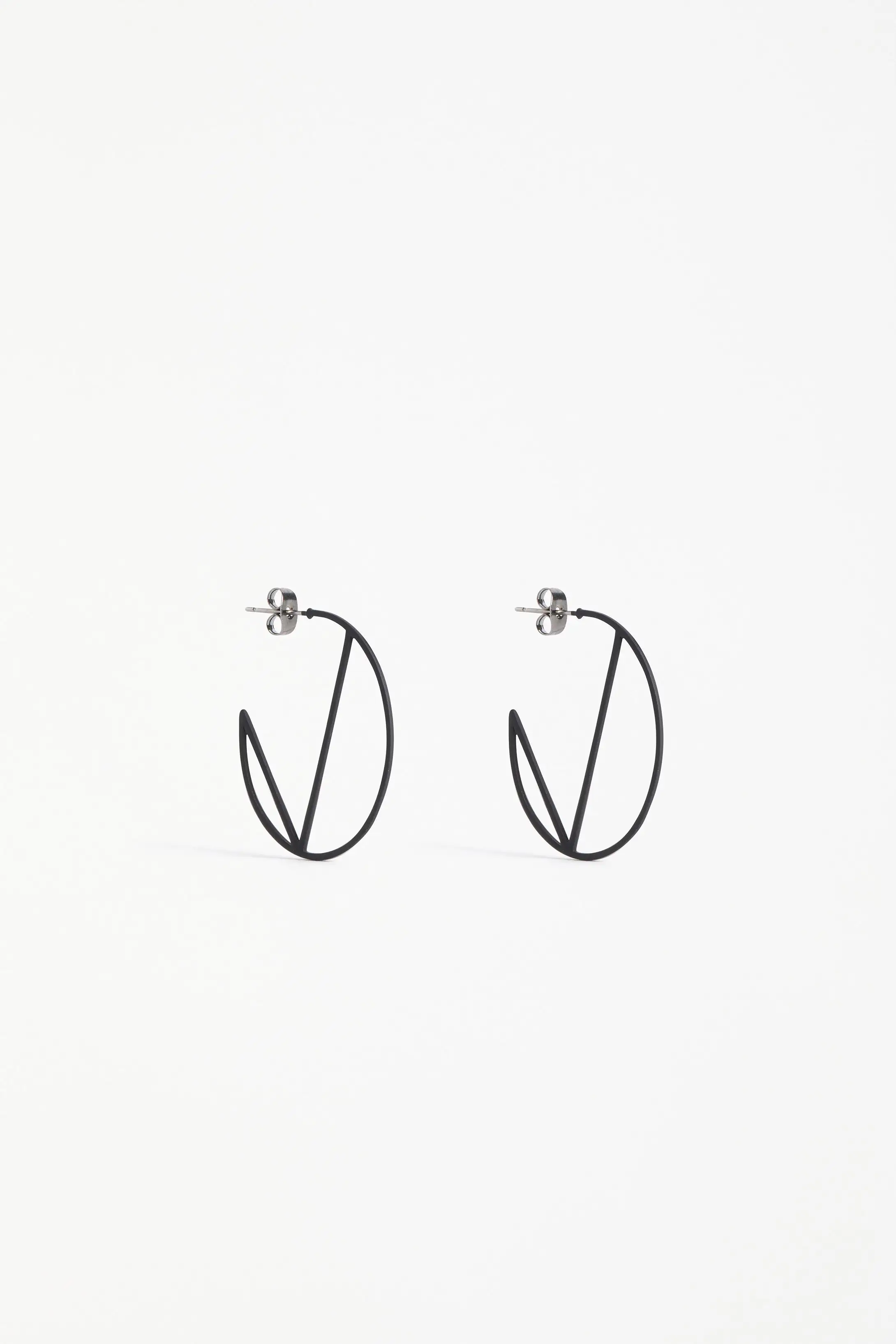 Elk The Label - Almi Hoop Earring - Black