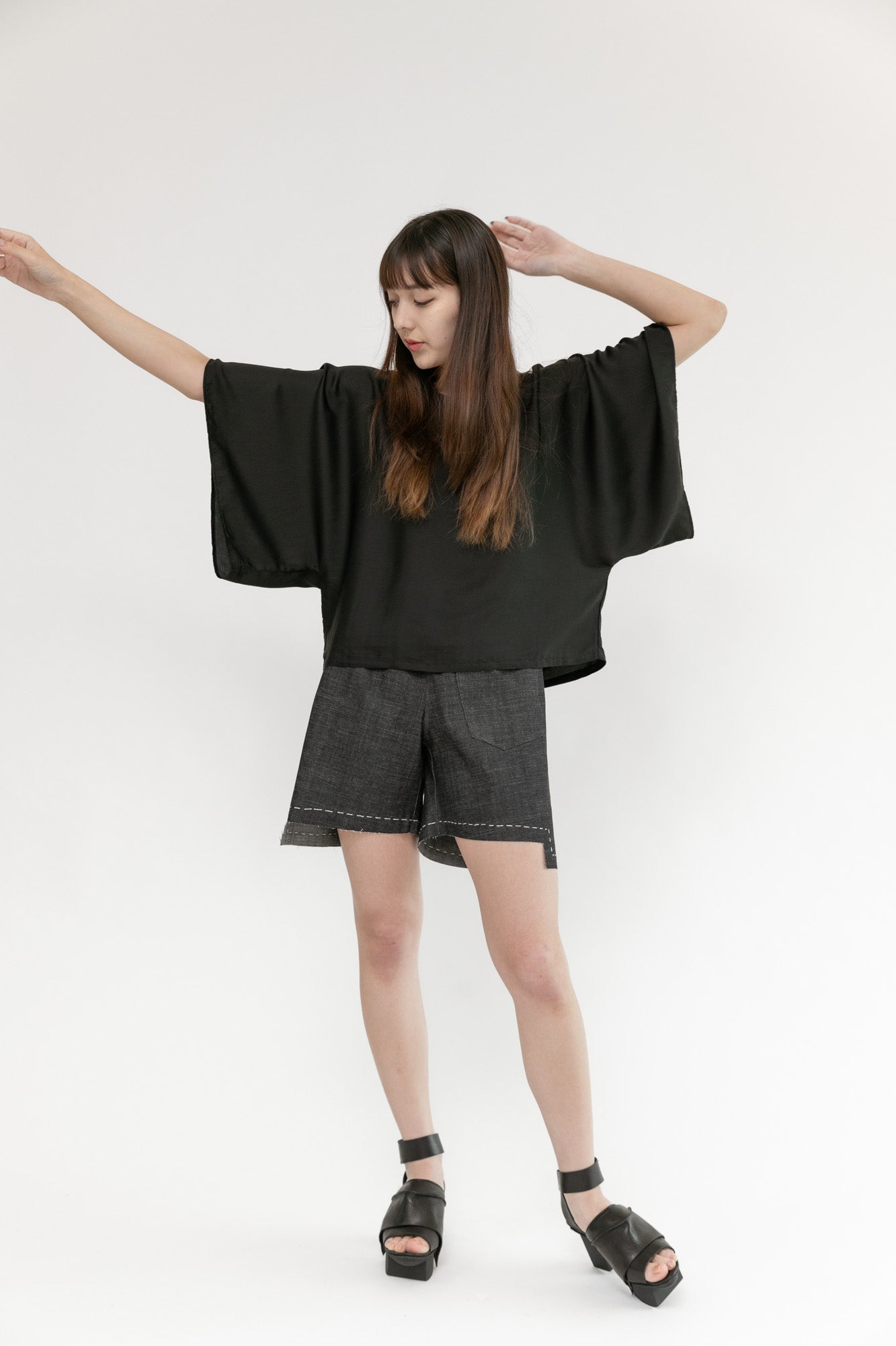 Lisbon Top | Silky Black