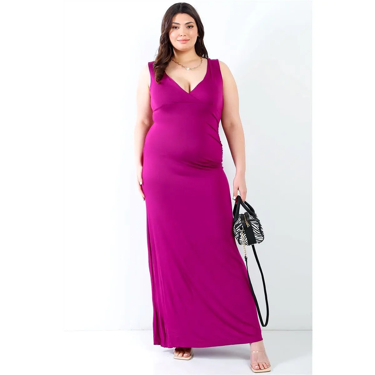 Plus V-neck Sleeveless Maxi Dress