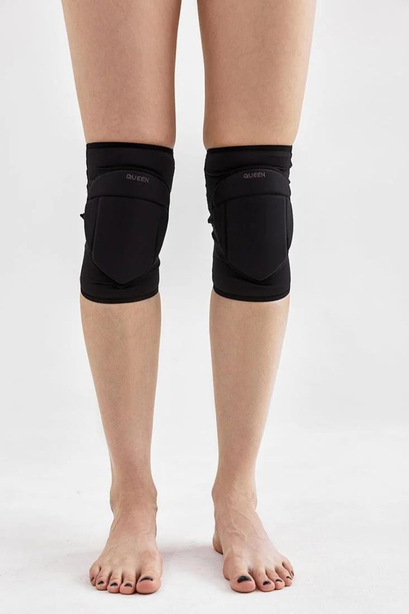 Queen Classic Knee Pads - Sleek Black Pro 4