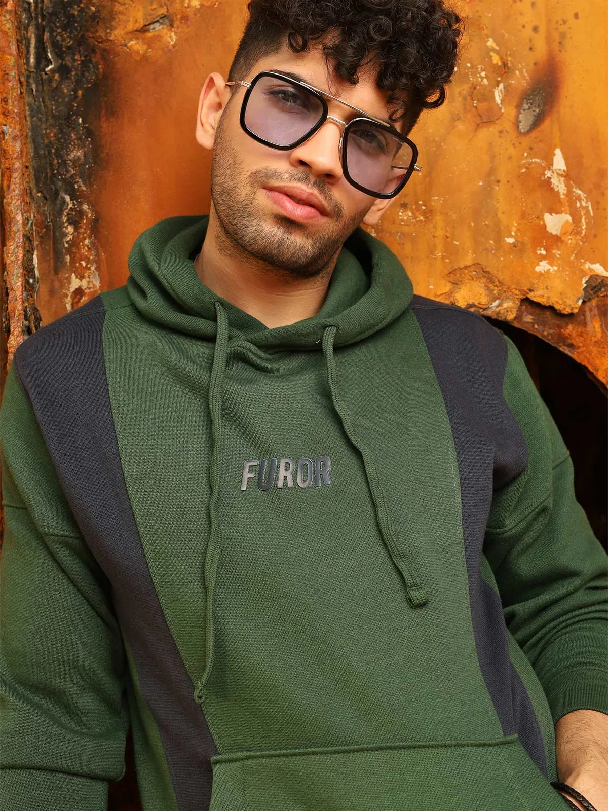 Regular Fit Pullover Hoodie - FMTH19-012