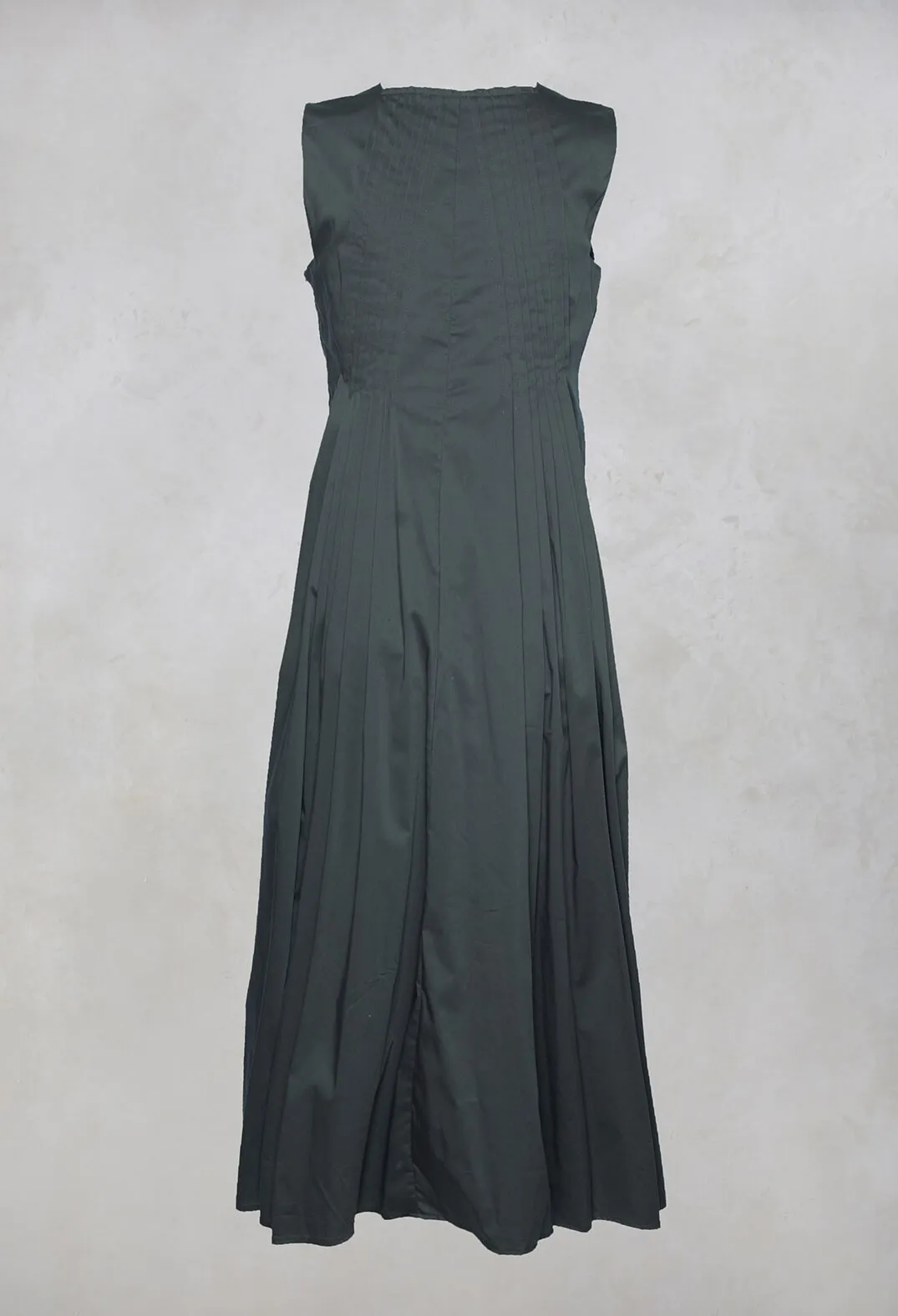 Sleeveless Maxi Dress in Combu